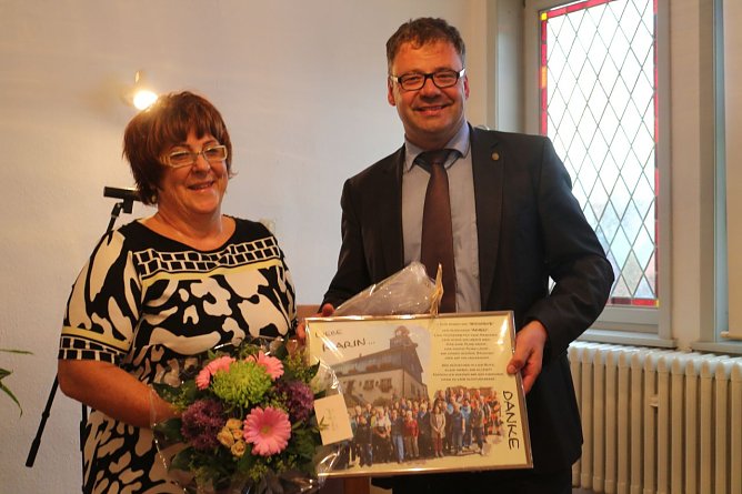 Karin Meitrodt wurde zu ihrem Abschied besonders geehrt (Foto: Angelo Glashagel)
