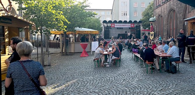 6. Weinfest ist er&ouml;ffnet (Foto: nnz)