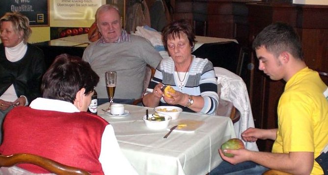 Erkl&auml;rt (Foto: M&uuml;ller)