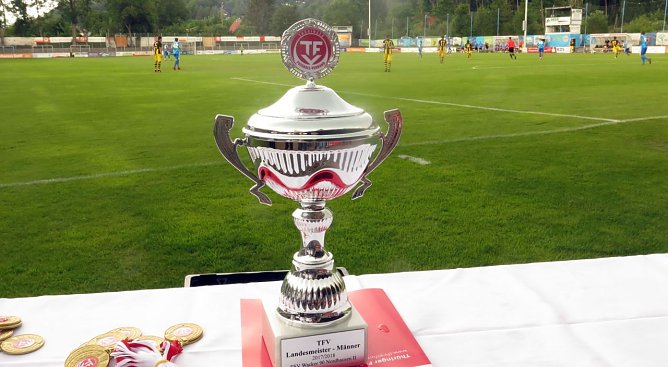 Der Pokal bleibt nun in Nordhausen (Foto: nnz)