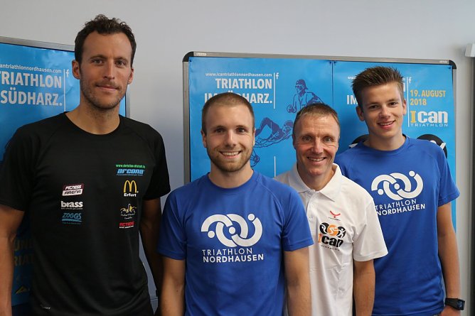 v.l. Christian Altstadt, Hans Zwirnmann, Ulrich Konschak und Tillman K&uuml;hne (Foto: Angelo Glashagel)