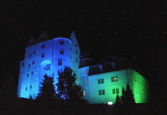 Heringer Schloss erstrahlt zum Fest (Foto: Hans-G&uuml;nter Neblung)