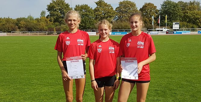 Drei Nordh&auml;userinnen waren in S&ouml;mmerda dabei (Foto: privat)