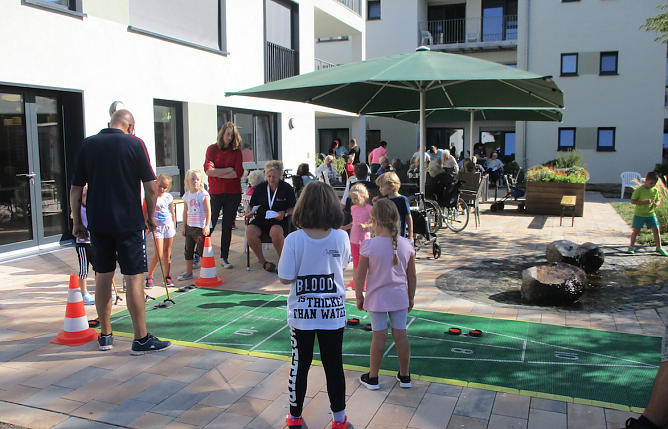 Sportfest im Seniorenheim (Foto: Christine Jeschke)