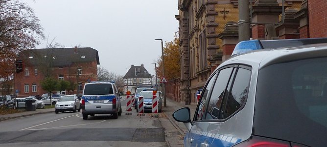 Polizeieinsatz am ehemaligen Finanzamt (Foto: nnz)