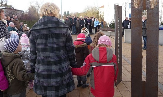 In die Erde gestochen (Foto: nnz)