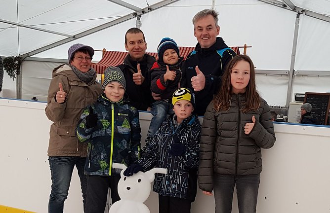 JSC 99 Heringen e.V. sagt Danke an den KSB Nordhausen (Foto: Jörg Viehstädt) JSC 99 Heringen e.V. sagt Danke an den KSB Nordhausen (Foto: Jörg Viehstädt)