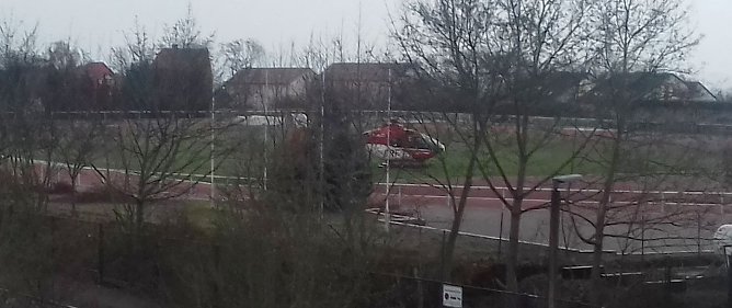 Christoph 37 landete auf dem Hohekreuz-Sportplatz (Foto: privat)