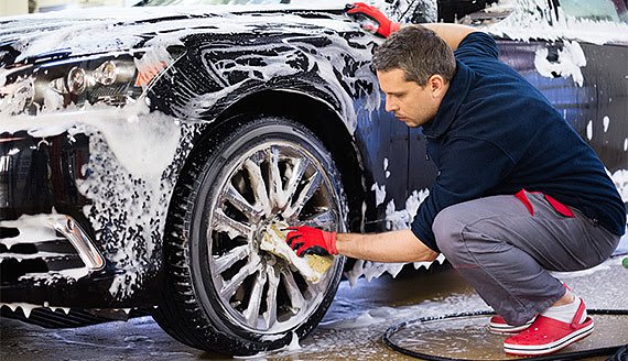 Zeit f&uuml;r den Fr&uuml;hjahrsputz (Foto: Automobilclub von Deutschland e.V.)