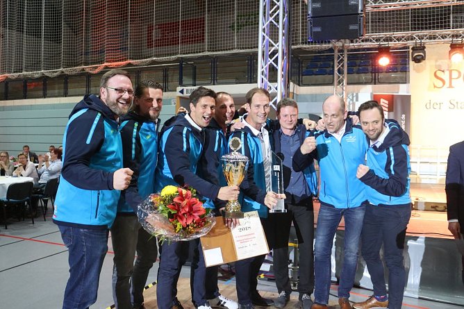 Platz 1 in der Mannschaftswertung ging an die "alten Herren" des SVC (Foto: Angelo Glashagel)