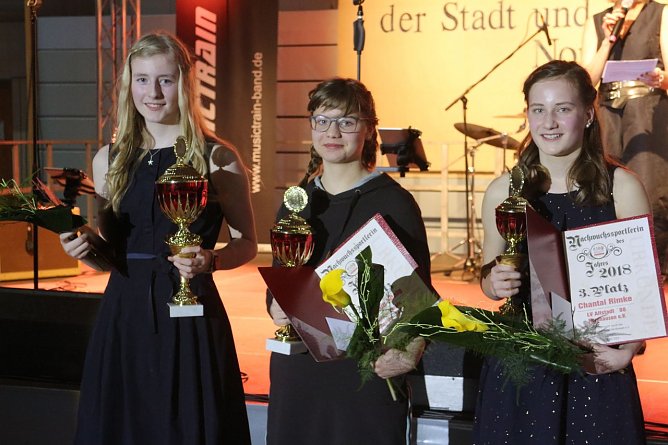v.l.: Sophai Oehler, Veronique K&ouml;nig, Chantal Rimke (Foto: Angelo Glashagel)