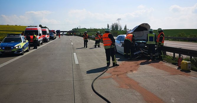 Unfall auf der A 38 (Foto: privat)