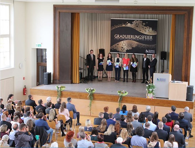 Graduierungsfeier der Absolventinnen und Absolventen der HSN (Foto: Antonia Pf&ouml;rtner)
