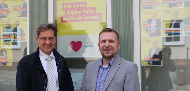 Frank Ro&szlig;berg und Manuel Thume ziehen f&uuml;r die Nordh&auml;user FDP in den Wahlkampf (Foto: Angelo Glashagel)