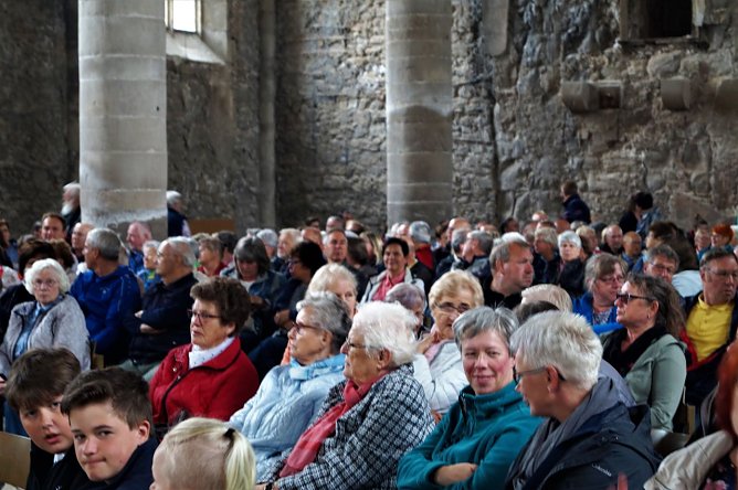 Ellricher versammelten sich (Foto: nnz)