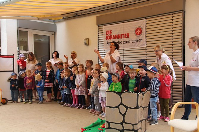 Die Leimbacher Mustöppchen feierten 25. Geburtstag (Foto: Pressestelle Stadt Nordhausen) Die Leimbacher Mustöppchen feierten 25. Geburtstag (Foto: Pressestelle Stadt Nordhausen)