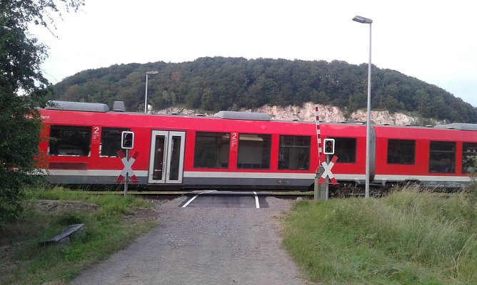 Defekte Schranke bei Woffleben (Foto: B. Schwarzberg)