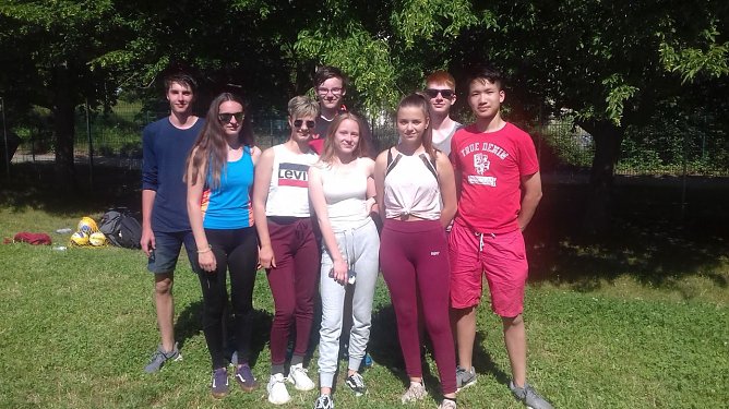 Die Auswahl des Herder-Gymnasiums belegte beim Landesfinale im Beachvolleyball den 6. Platz (Foto: Jens Moldenhawer)