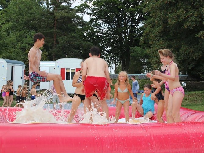KILA-Aktionstag sorgt f&uuml;r Abk&uuml;hlung (Foto: Frank Tuschy)