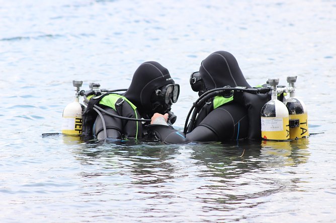 Tauchgang (Foto: FFW Sundhausen)