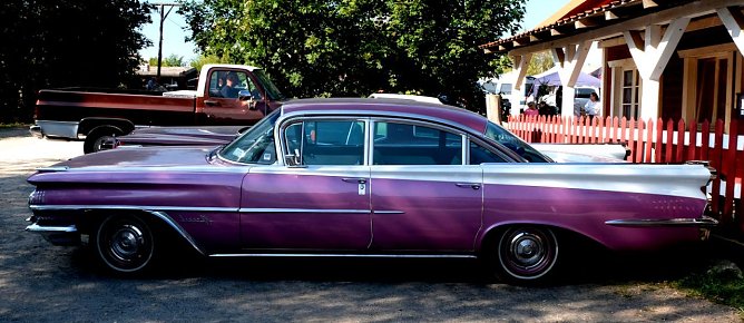 US-Cars in der Westernstadt (Foto: Peter Blei)