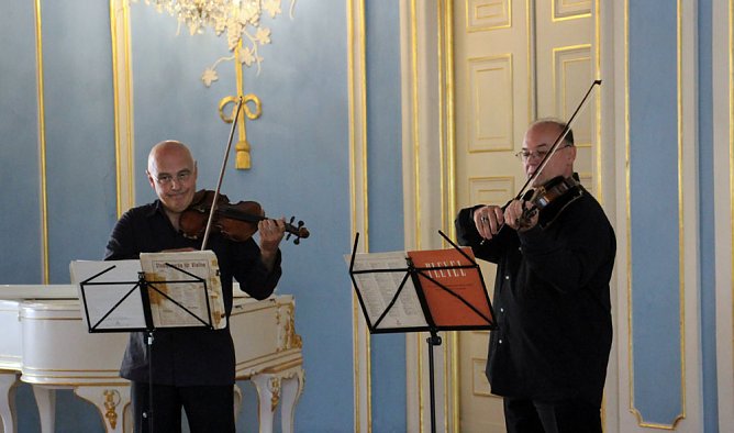 Bemerkenswerte Ausstellung eröffnet (Foto: Karl-Heinz Herrmann) Bemerkenswerte Ausstellung eröffnet (Foto: Karl-Heinz Herrmann)
