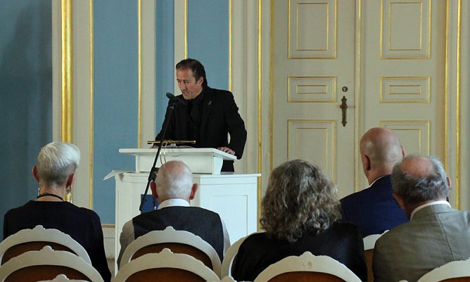 Bemerkenswerte Ausstellung eröffnet (Foto: Karl-Heinz Herrmann) Bemerkenswerte Ausstellung eröffnet (Foto: Karl-Heinz Herrmann)