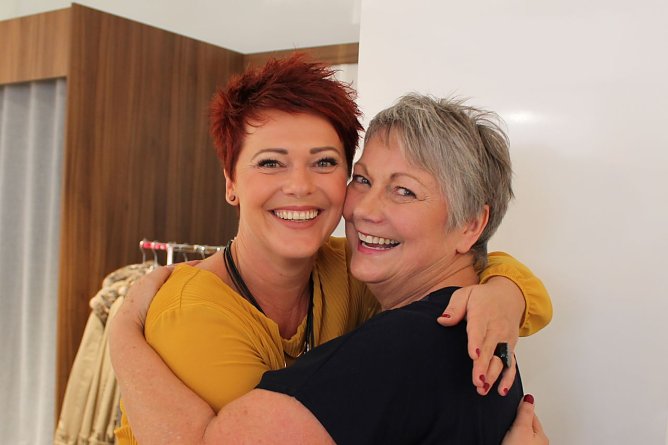 Ein feierlicher Führungswechsel (Foto: DesignStudio Manuela Heller) Ein feierlicher Führungswechsel (Foto: DesignStudio Manuela Heller)