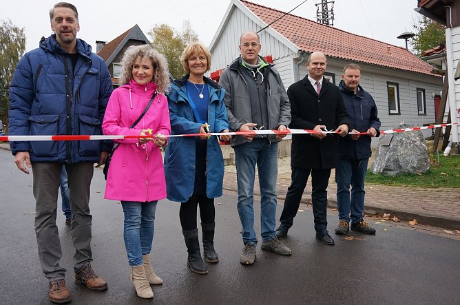 Straßenfreigabe Sophienhof (Foto: Sandra Witzel) Straßenfreigabe Sophienhof (Foto: Sandra Witzel)