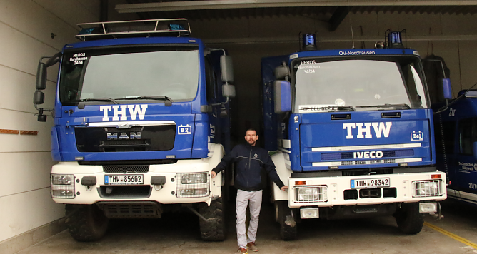 Steven Nicolai beim Fuhrpark des Nordhäuser THW in Hesserode (Foto: Angelo Glashagel) Steven Nicolai beim Fuhrpark des Nordhäuser THW in Hesserode (Foto: Angelo Glashagel)