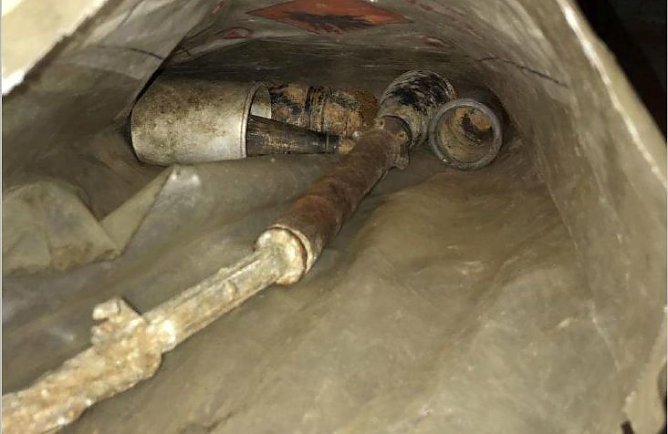 In Sollstedt gefunden: Zwei reaktive Panzergranaten (Foto: Polizei)