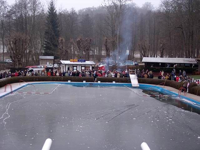 Neujahrsbaden in Neustadt (Foto: privat)