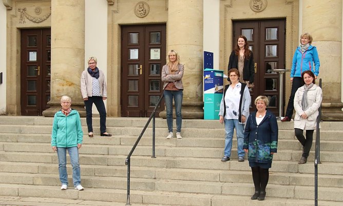 Die fleißigen Näherinnen des Nordhäuser Theaters (Foto: Angelo Glashagel) Die fleißigen Näherinnen des Nordhäuser Theaters (Foto: Angelo Glashagel)