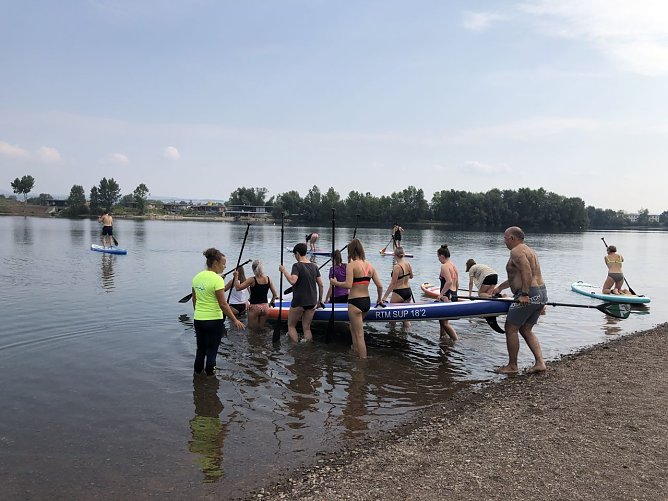 Stand-Up-Paddel Kurs an den Nordh&auml;user Kiesteichen (Foto: Kreissportbund Nordhausen)