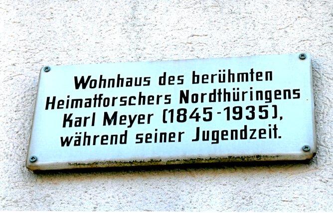 Schild an der Beethoven-Stra&szlig;e 26 in G&ouml;rsbach (Foto: H.Kneffel)