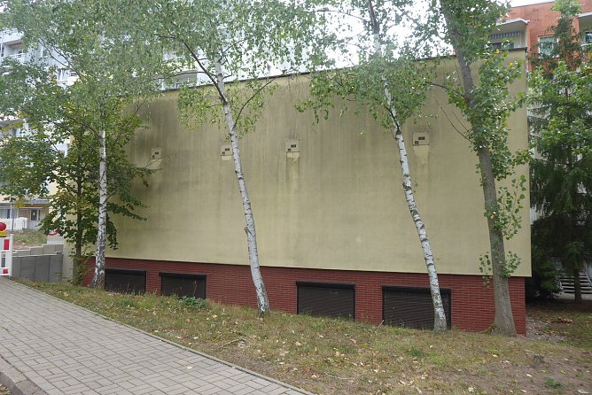 Wie man sieht, ist nichts zu sehen vom Wandbild (Foto: H.Kneffel) Wie man sieht, ist nichts zu sehen vom Wandbild (Foto: H.Kneffel)