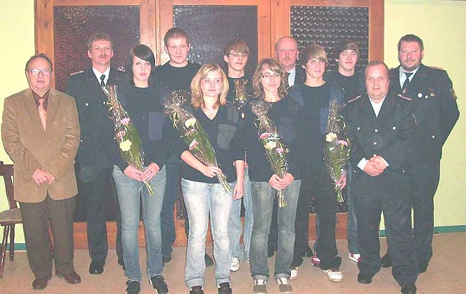 Bef&ouml;rdert und aufgenommen (Foto: FFW)