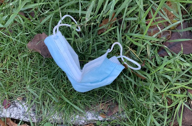 Die Maske wird uns Begleiter noch lange erhalten bleiben (Foto: oas)