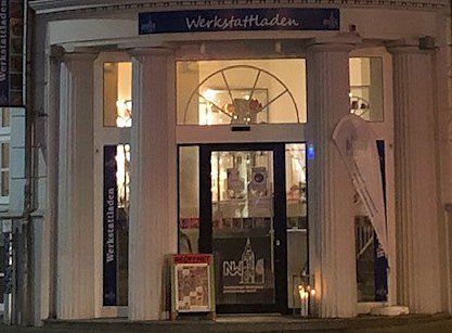 Hier ist diedLaterne noch rechts unten zu sehen (Foto: Werkstattladen der NTL)