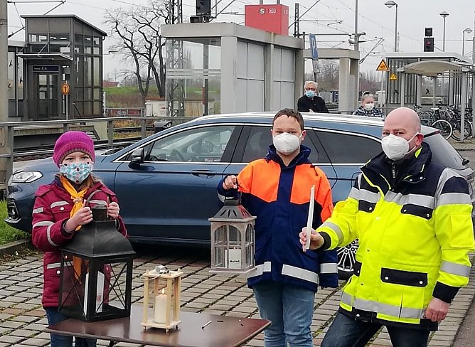 Am Sonntag wurde das Friedenslicht aus Schkeuditz abgeholt (Foto: Pressestelle Landratsamt Nordhausen)