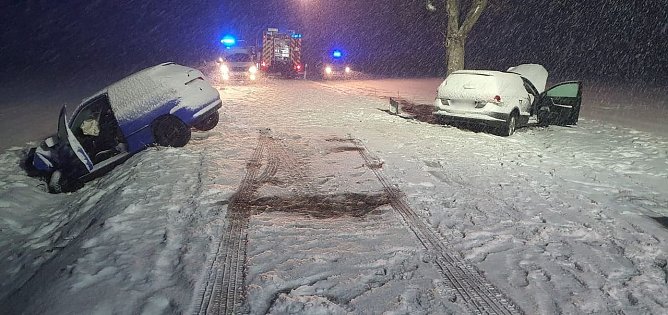 Unfall zwischen Udersleben und Esperstedt (Foto: Freiwillige Feuerwehr Bad Frankenhausen/Silvio Dietzel)