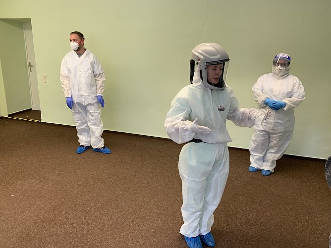 Professionelle Bedingungen und geschultes Personal erwarten die testwilligen B&uuml;rger (Foto: oas)