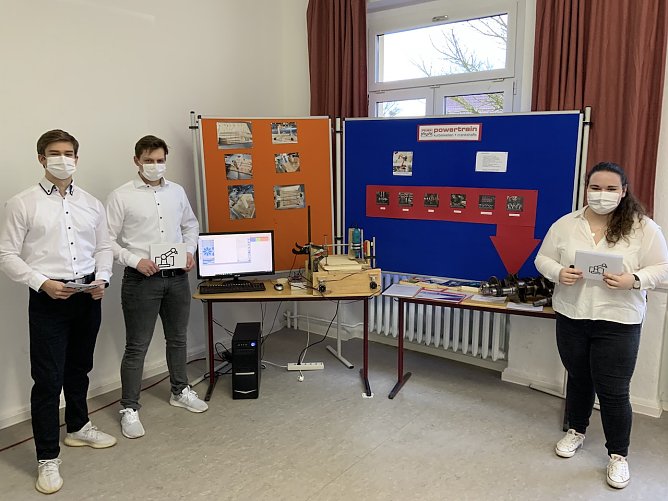 Gymnasiasten des Schiler Gymnasiums hielten Kolloquien ab (Foto: J.Eichhorn)