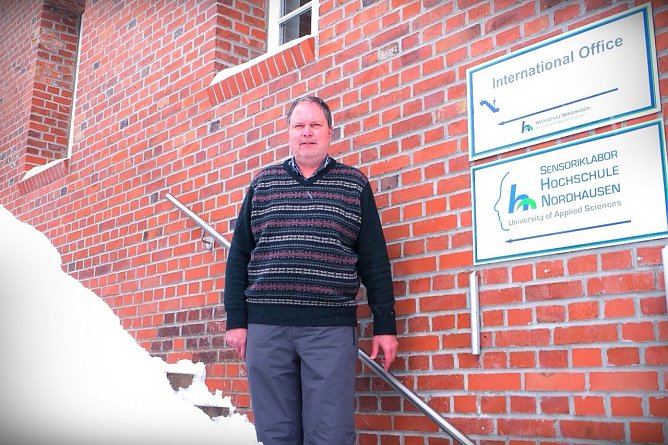 Thomas Hoffmann leitet das International Office an der Hochschule Nordhausen und freut sich auf die neue F&ouml;rderperiode mit Erasmus+ (Foto: Hochschule Nordhausen)