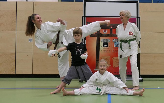 Jaratetraining f&uuml;r alle Generationen (Foto: S.Schr&ouml;ter)