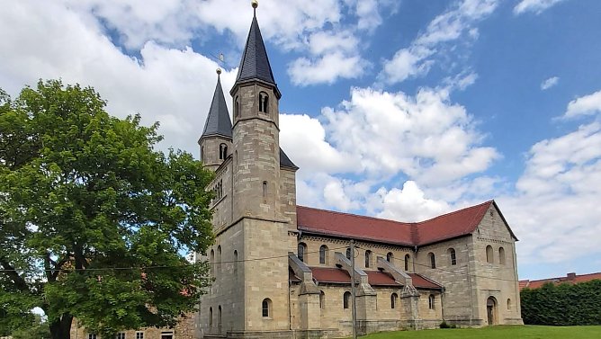 Basilika M&uuml;nchenlohra (Foto: W. Meysing)