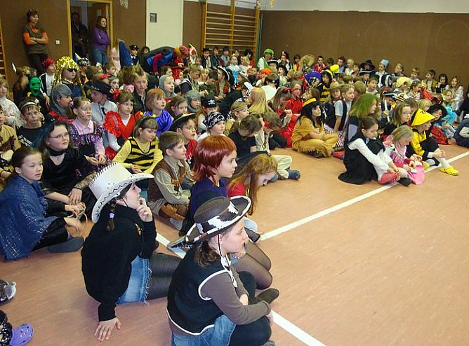 Eine Schule im Karnevalsfieber (Foto: privat) Eine Schule im Karnevalsfieber (Foto: privat)