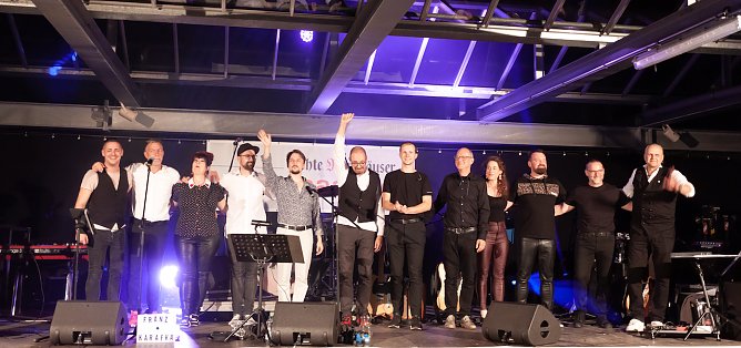 Lie&szlig;en sich zu recht bejubeln: FRANZ KARAFKA und G&auml;ste (Foto: T.Krausbeck)