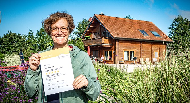 5-Sterne-Ferienhaus auf dem Windehäuser Rosenhof (Foto: Christian Schelauske) 5-Sterne-Ferienhaus auf dem Windehäuser Rosenhof (Foto: Christian Schelauske)