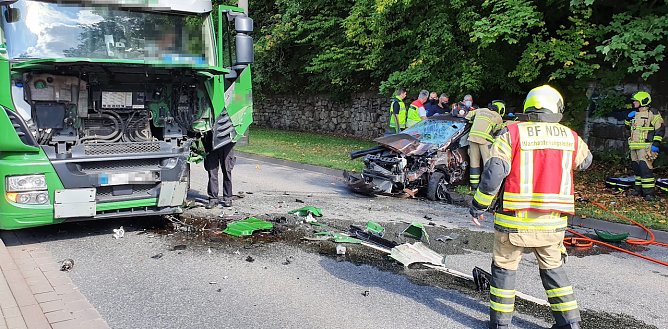 Unfall bei Krimderode auf der Bundesstra&szlig;e (Foto: S.Dietzel)